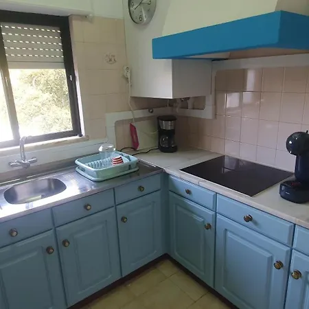 - Sleeps 2 Parking & Pool Access