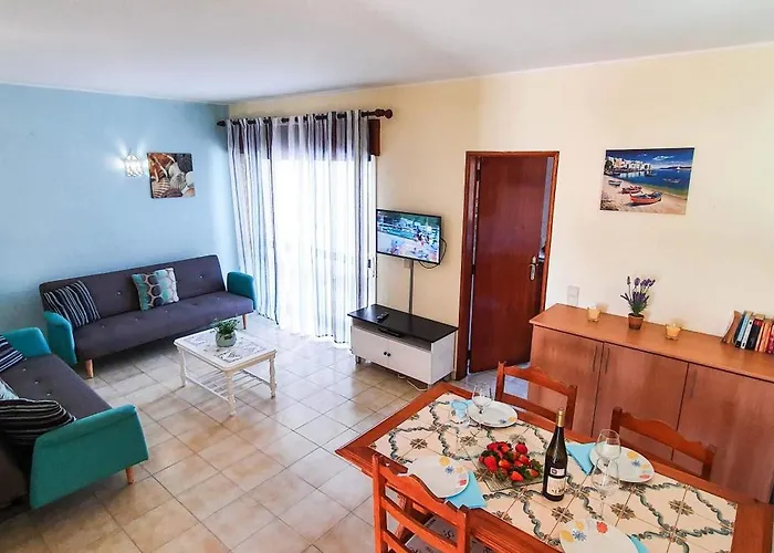 - Sleeps 2 Parking & Pool Access Apartamento *